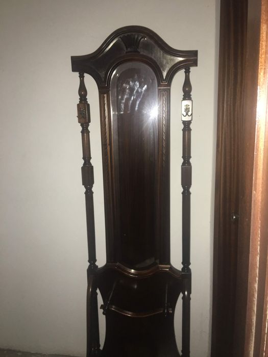 Bengaleiro em madeira maciça