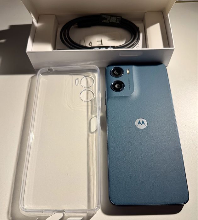 Motorola Moto G06 64GB (Livre) – Como Novo (12/02) + Garantia