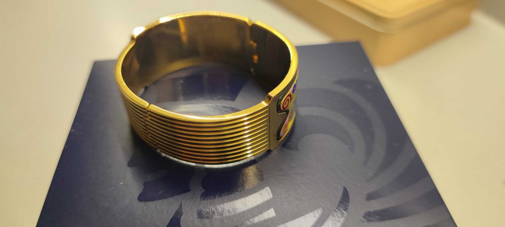 Pozłacana bransoletka damska Freywille.