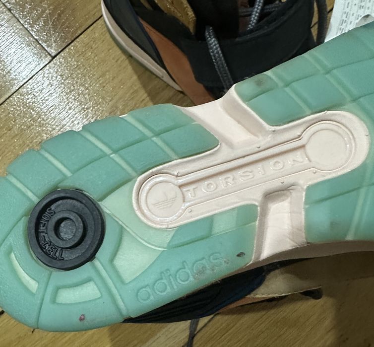 Adidas Vadawam 326 кросівки чоловічі