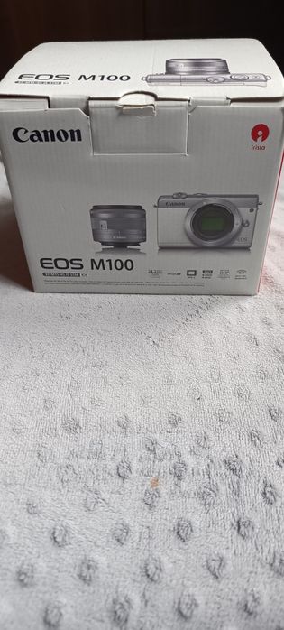Aparat Canon M100 plus dwa obiektywy