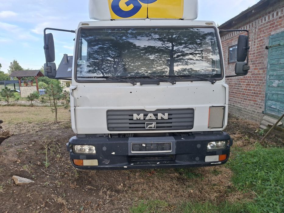 MAN