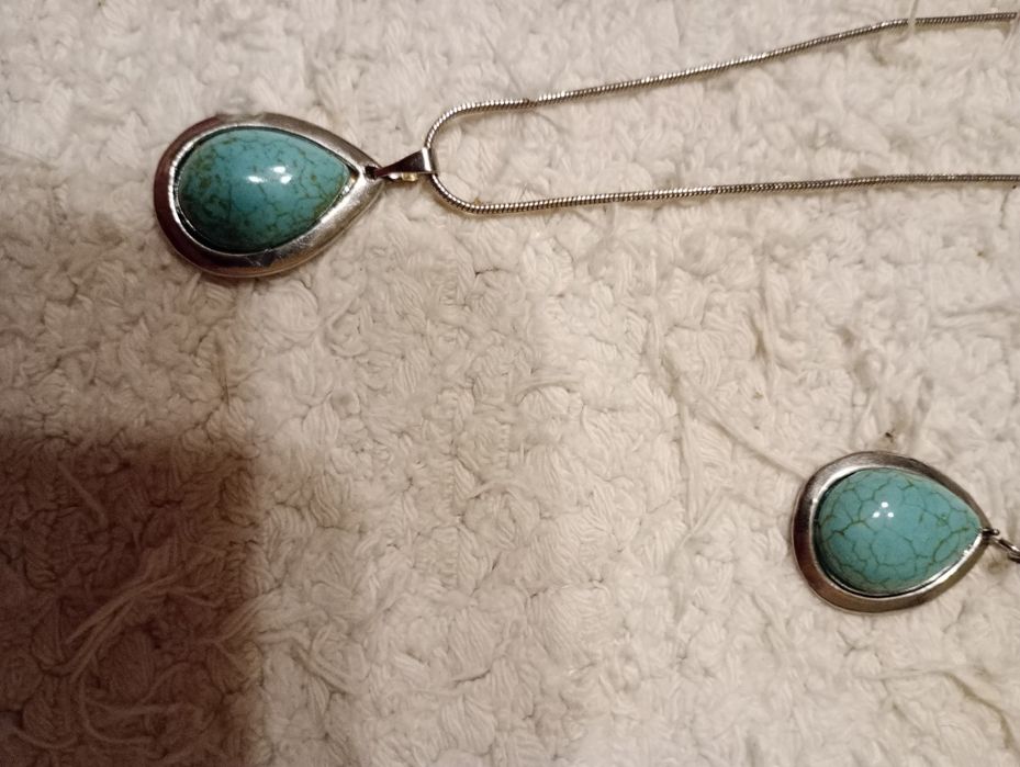 Komplet kolczyki i naszyjnik