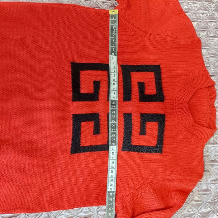 Ciepły sweter Givenchy rozmiar S ciemny czerwony