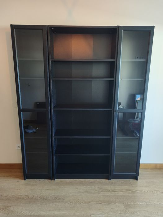 Armários IKEA (BILLY / OXBERG)