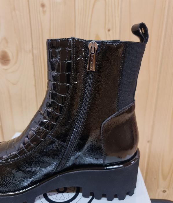 Італійське жіноче взуття ботінки ботильйони фірми Kelton р.41