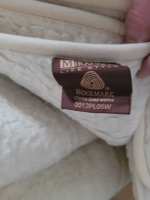 Sprzedam 2 kołdry i 2 podkłady 100%wełny Miracolo