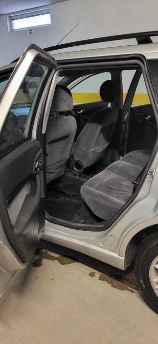 Ford Focus 1.8 TD – Económico e Fiável