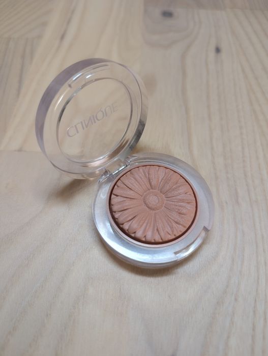 Oryginalny róż marki Clinique Blush Pop odcień 05 nude pop