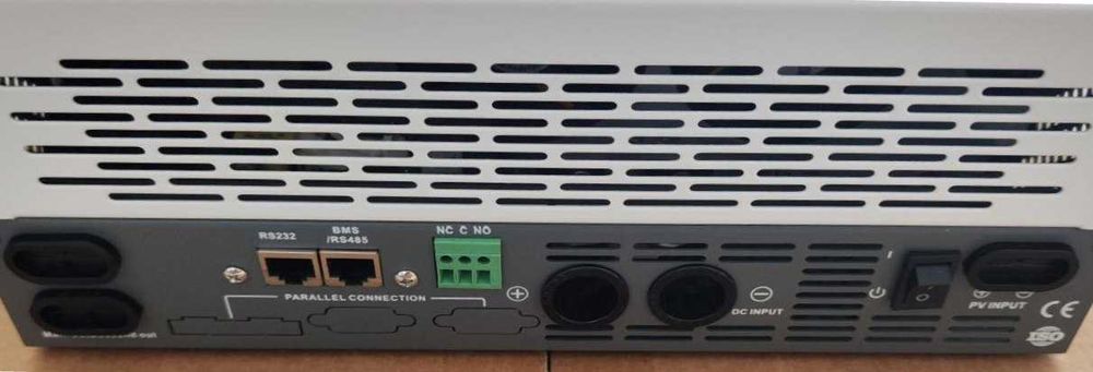 НАЯВНІСТЬ Київ Гібридний інвертор 5.5kW 48V