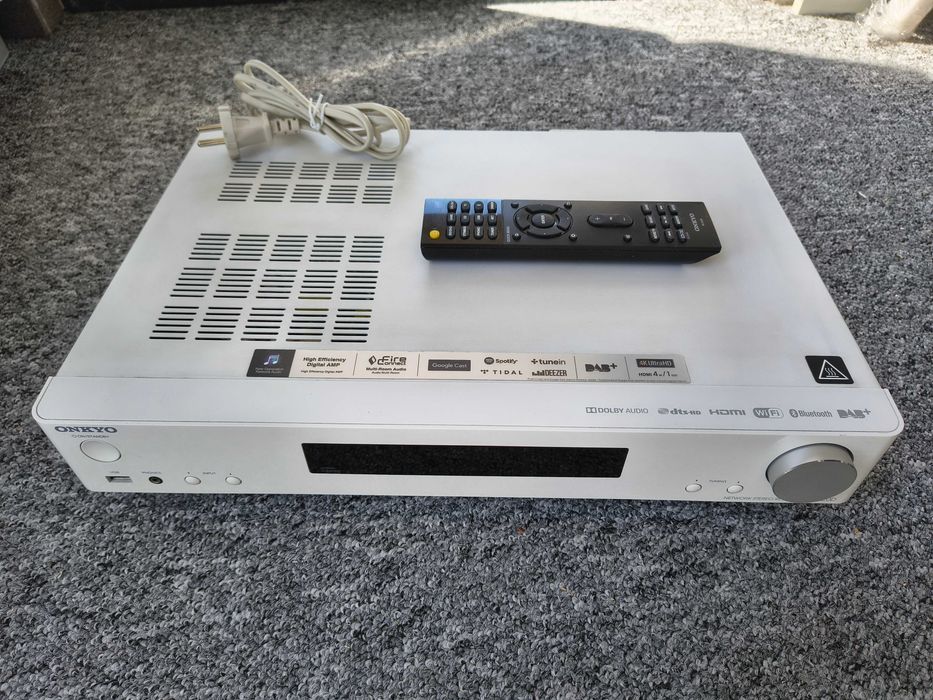 Amplituner Onkyo TX-L20D