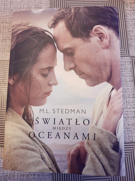 Światło między oceanami