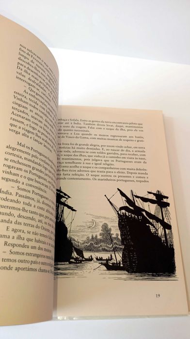 Os Lusíadas - Luis Vaz de Camões - Clássicos Juvenis Verbo