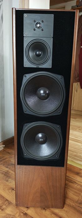 Kolumny HECO Superior 830