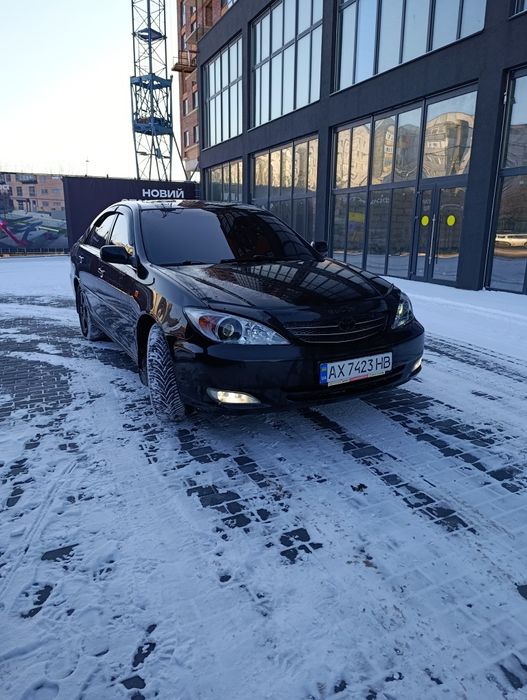 Срочно продам TOYOTA CAMRY 3.0 газ/бензин