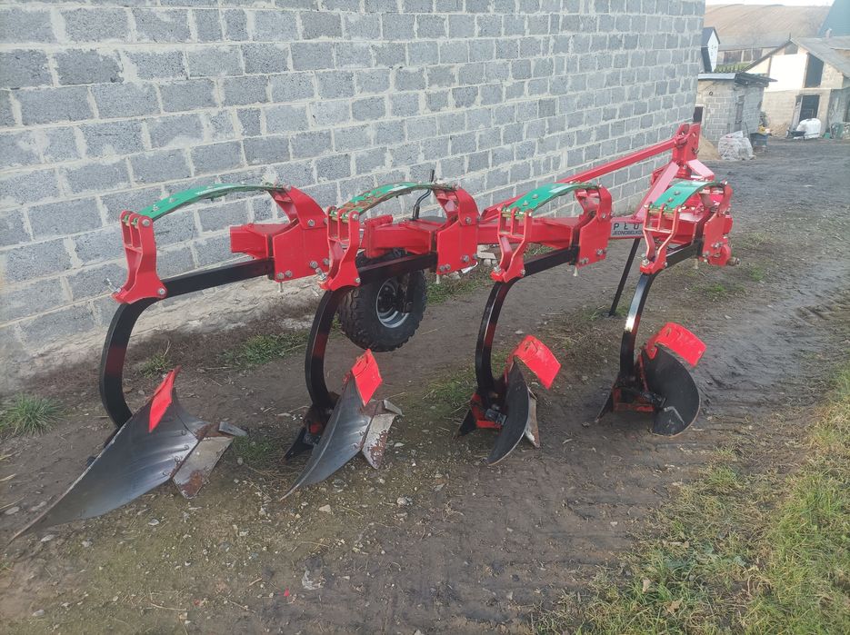 Pług 4 resor 3 plus 1