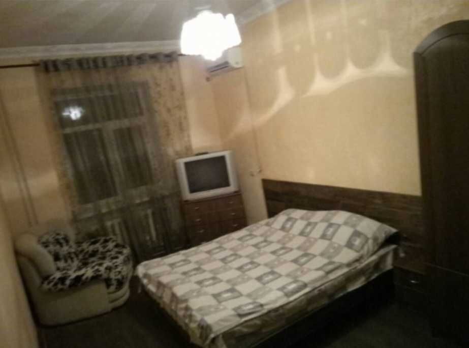 3 к/к, стадион Юность, на 1 этаже