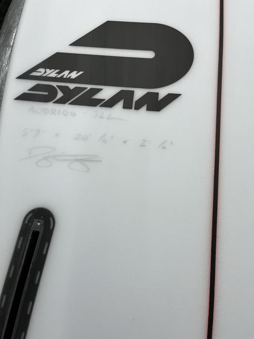 Prancha de Surf 5’7-32L-Fibra NOVA