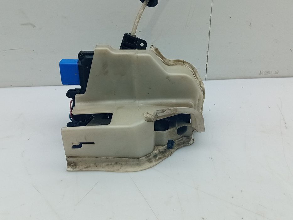 Fechadura / fecho porta frente esquerdo VOLKSWAGEN Phaeton (3D)