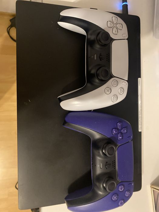 Konsola PlayStation 5 Slim 1TB D + 2 pady + Dysk  ssd 1 TB + Ładowarka
