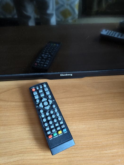 Терміново! Телевізор Elenberg