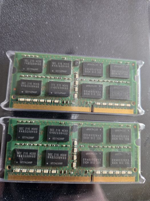 SODIMM Samsung 2 × 4GB DDR3