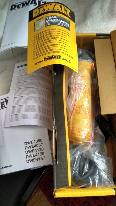 DeWALT DWE4157 Кутова Шліфмашина Болгарка НОВА!