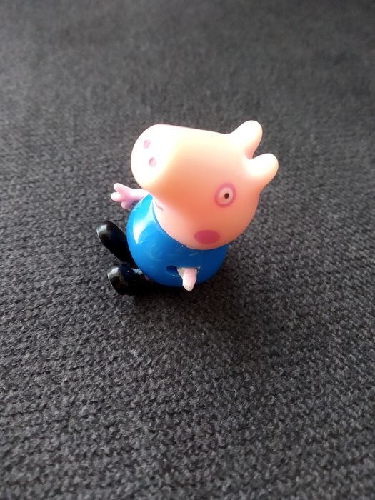 Pociąg Dziadka Świnki z figurkami Peppy i Georga