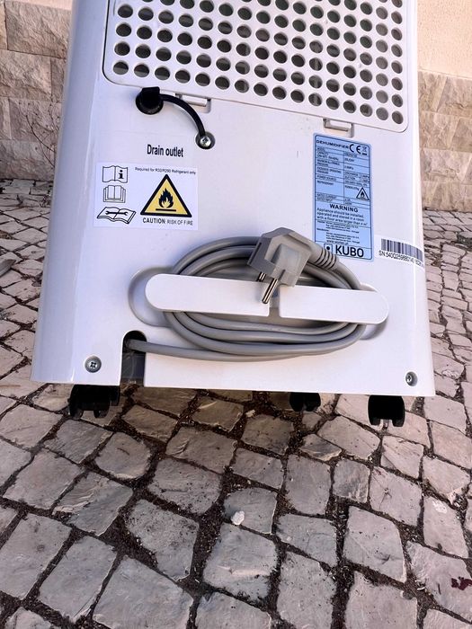 Desumidificador Kubo – 20L/dia, Cobertura até 52m², Função Secagem de Roupa, Silencioso, Branco