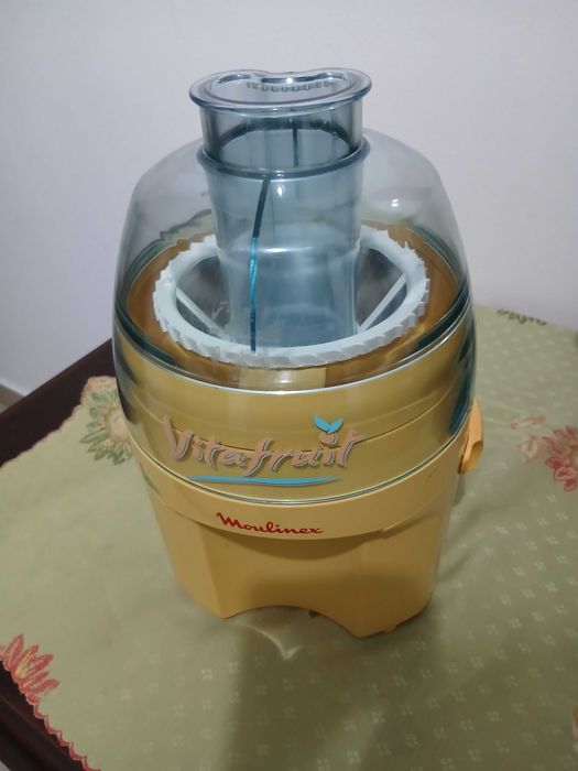 Centrifugadora de sumos Moulinex