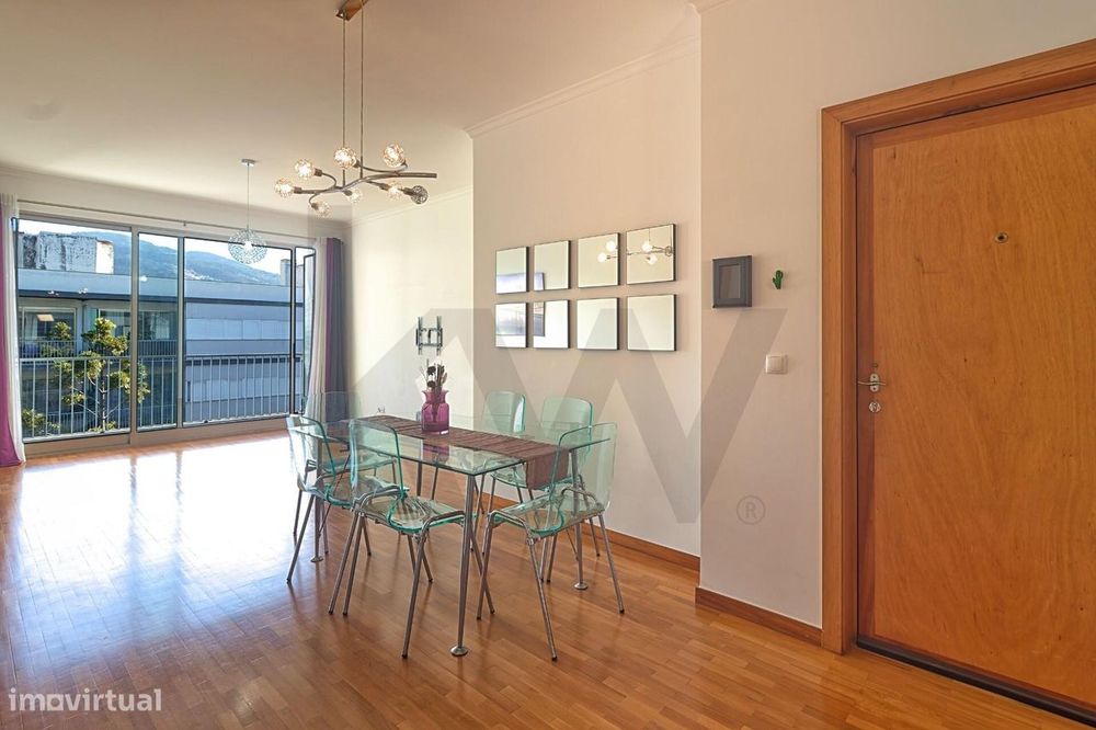 Apartamento T2 - Arrendamento - Levada do Cavalo.