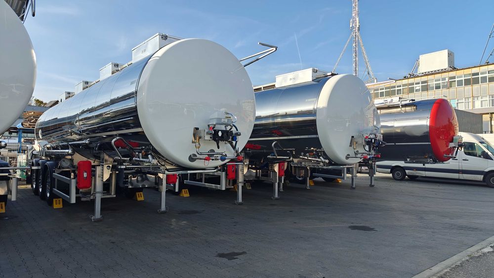 Naczepa-cysterna o poj. 30.000l (350.000 zł netto)