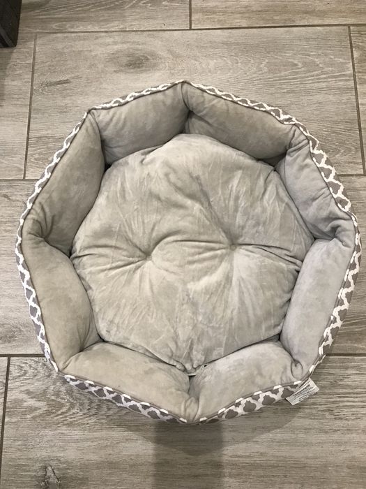 Продам лежанку для животных