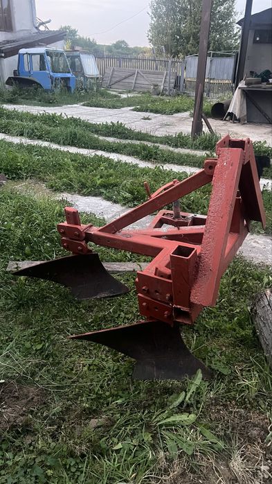 Плуг 2х25 продам