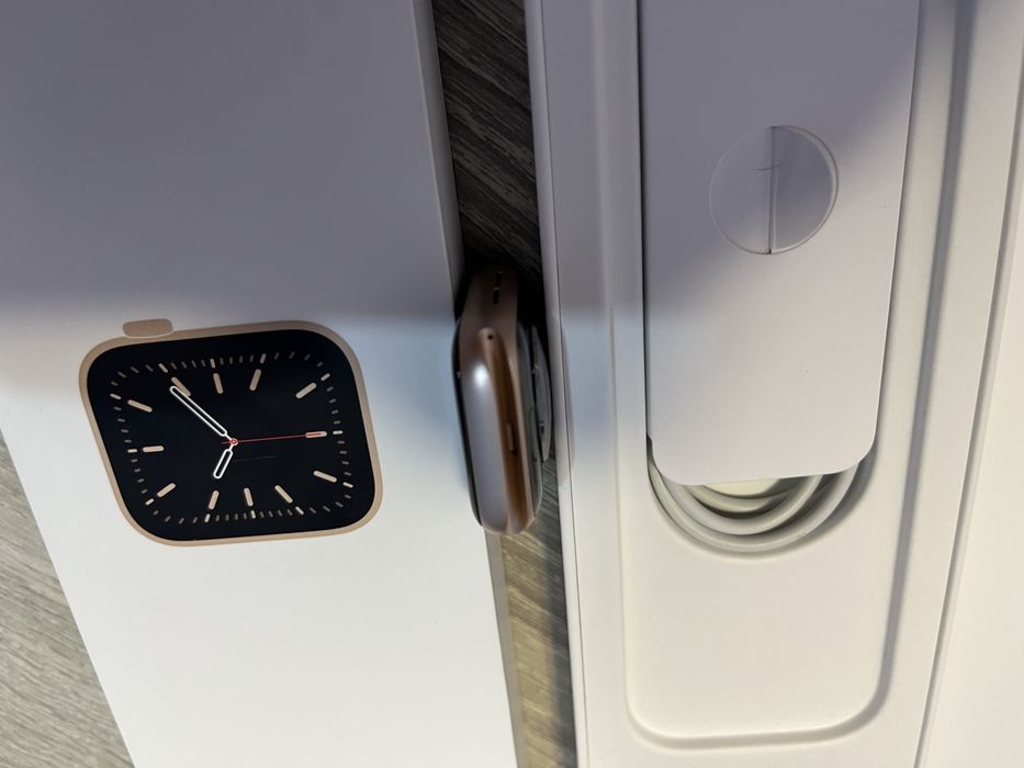 Apple watch 6 40mm GPS Gold