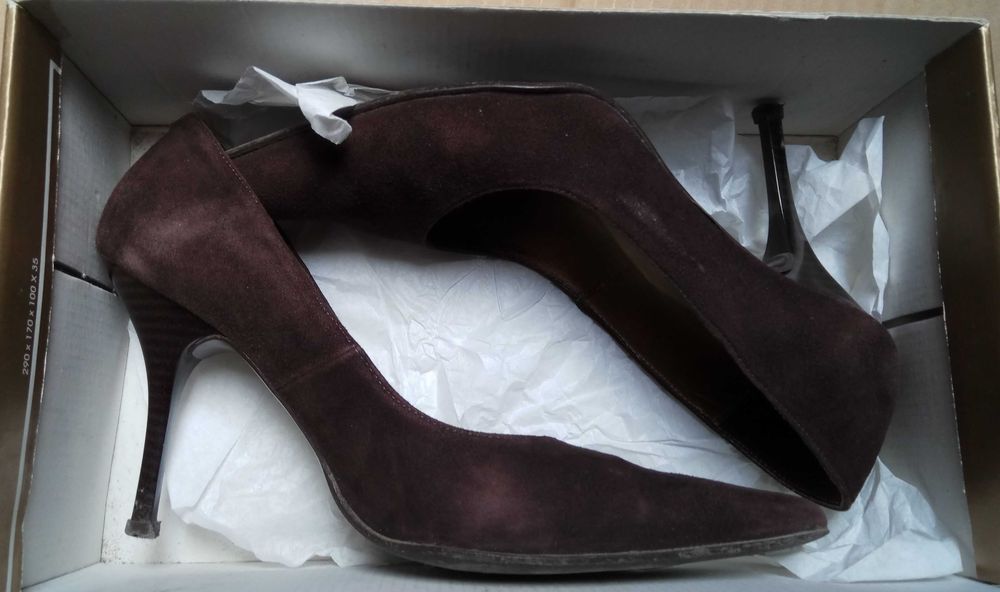 Elegantes Sapatos de Salto Alto em Camurça Castanho - Tamanho 36