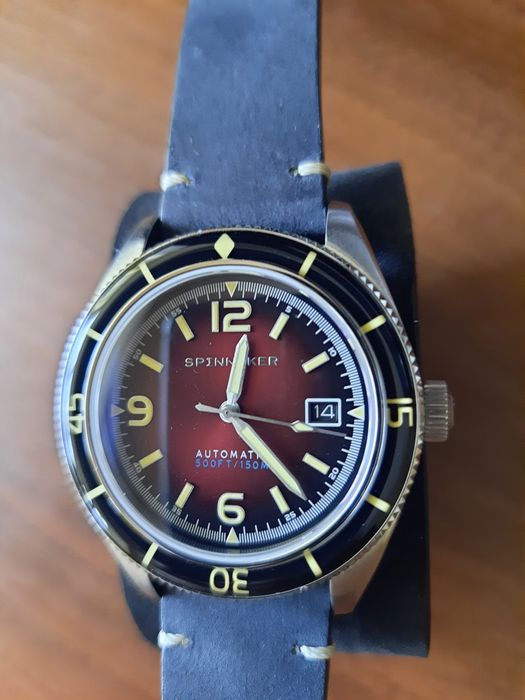 Продам механические часы Спинокер