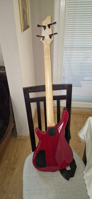 Sprzedam gitarę basową marki Stagg