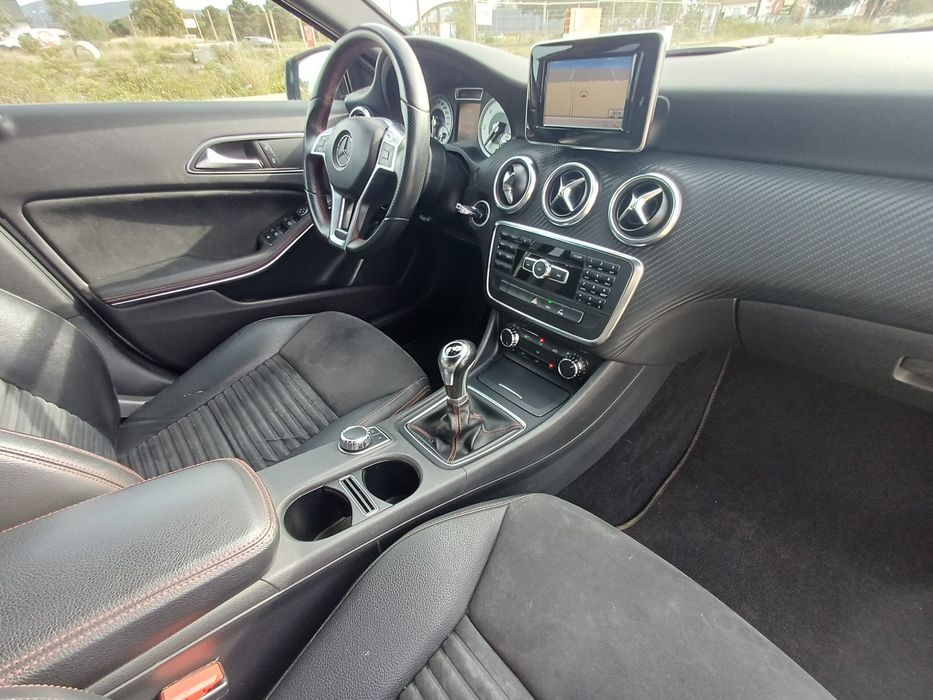 Mercedes A180 AMG LINE