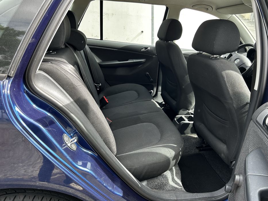 Skoda Fabia 1.2 12V ( Poucos kms)