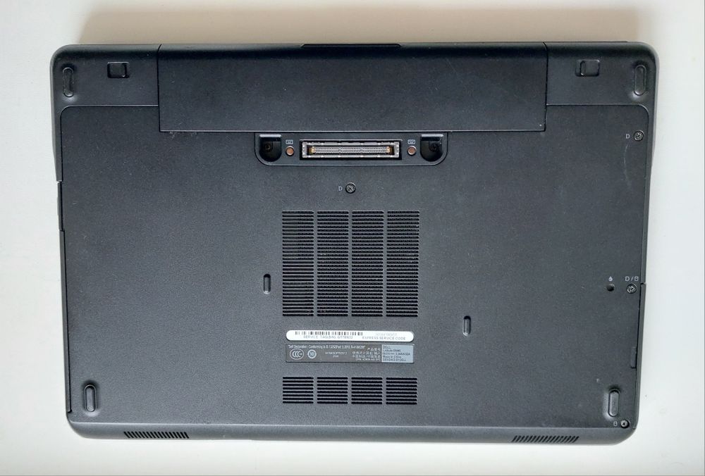 Dell 14"Fhd/i5/8gb/ssd+hdd/Amd 2gb/акб 1.5 години