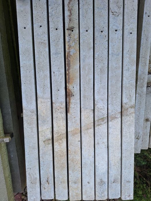 Słupki ogrodzeniowe betonowe