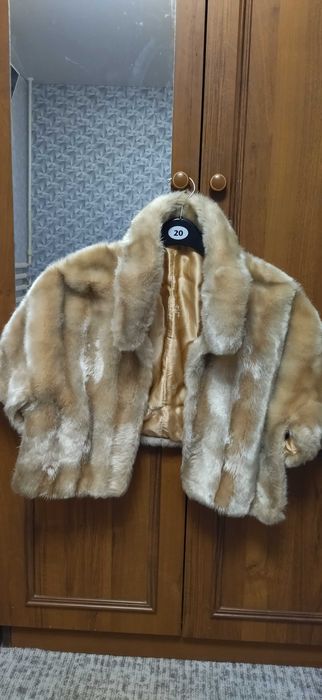 Весільна шубка ,болеро,накидка, муфта