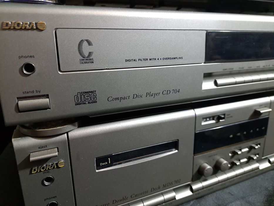 Magnetofon Diora  MDS 702  CdD 704 MDS 706