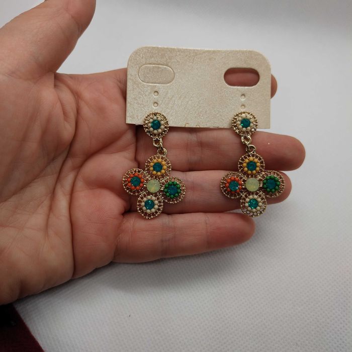 BRINCOS (3) 1 unid- 3€; 2 unid- 4€; 3 unid- 5€