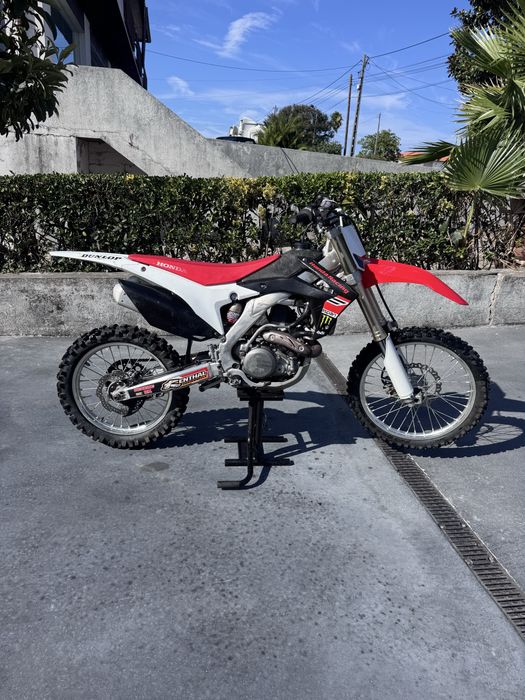 Honda CRF 450 R    2015
