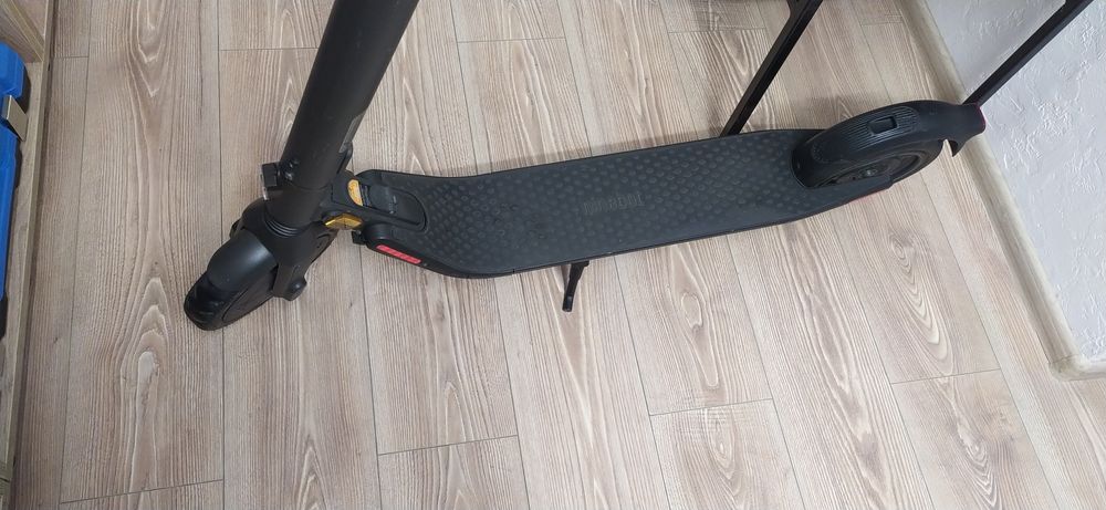 Електросамокат Ninebot