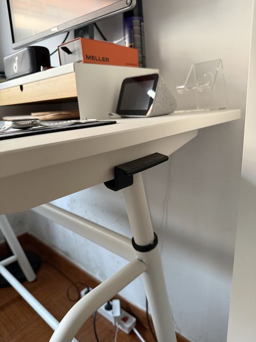 Pack cadeira + Secretaria elevatória IKEA