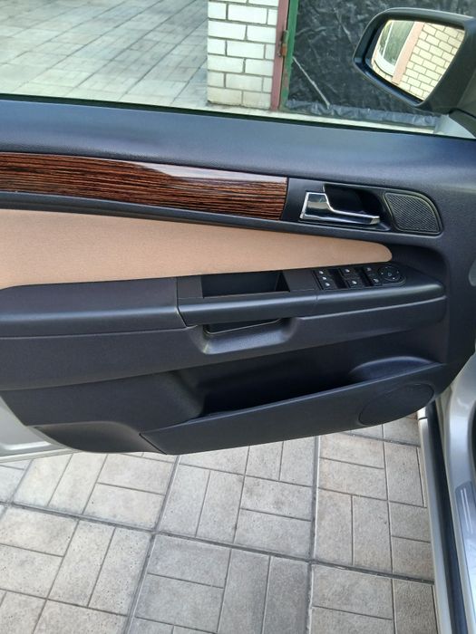 власне авто 2,5р в Україні. Автівка після Т.О.