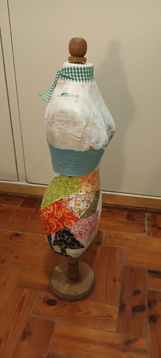 Busto de manequim- 61cm altura
